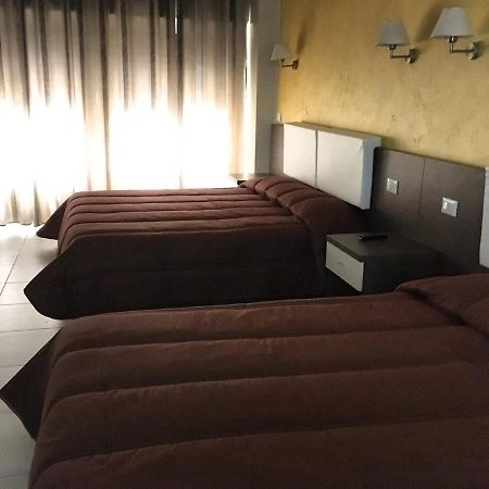 Tiburtina Hotel Holiday Róma Kültér fotó