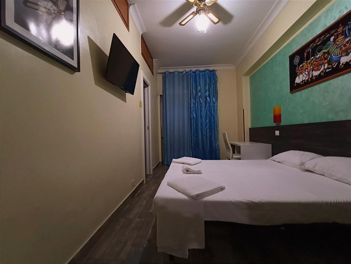 Tiburtina Hotel Holiday Róma Kültér fotó